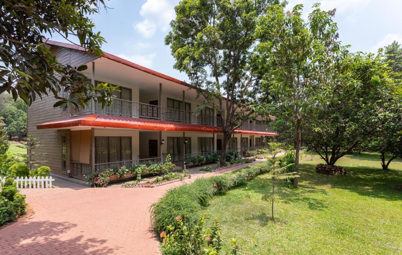 Oleander Farms, Karjat Hotel Luaran gambar